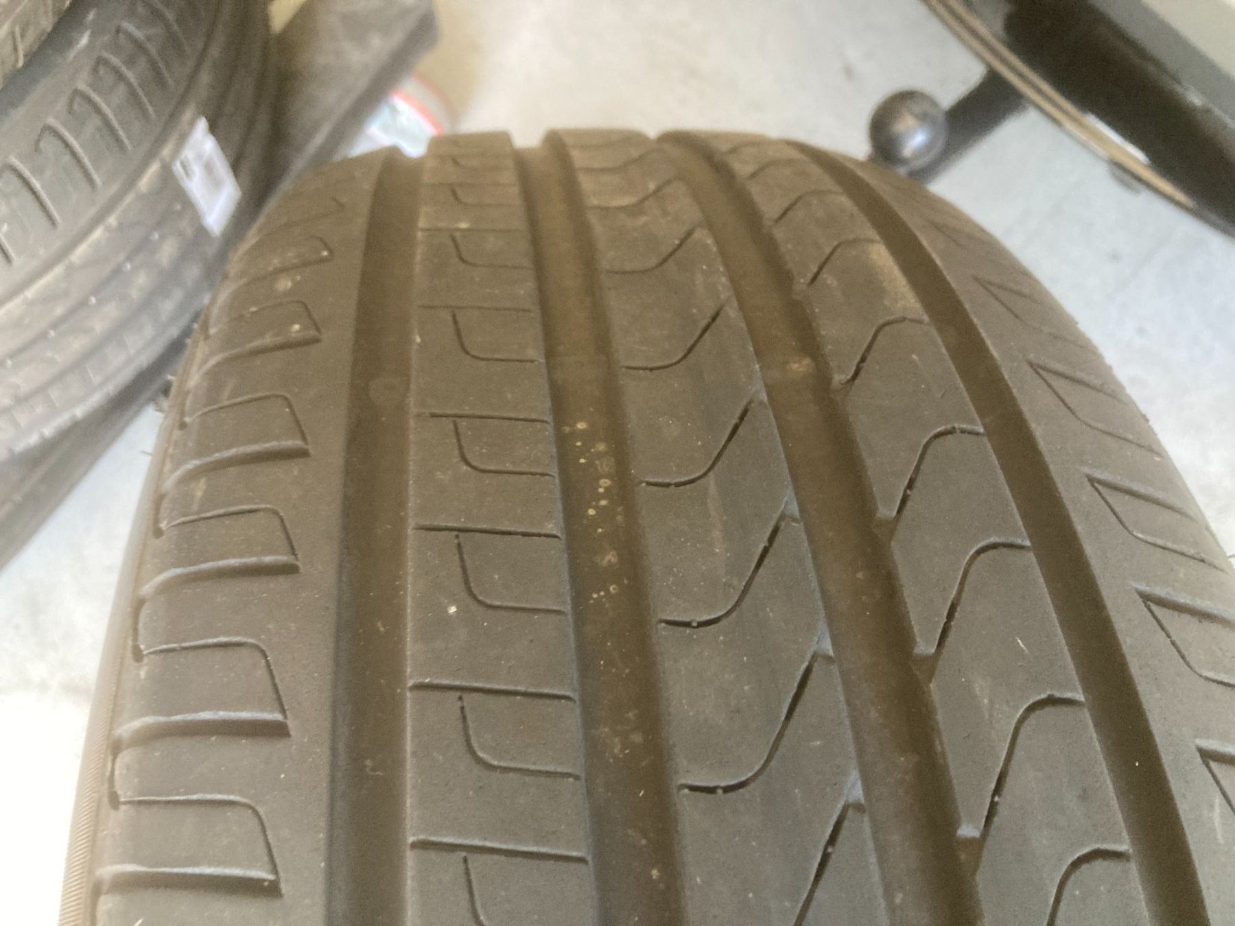 Pirelli Pneumatici & Ruote complete: 245/45R20 Pirelli – Usato da Cham venduto da WB2223 5