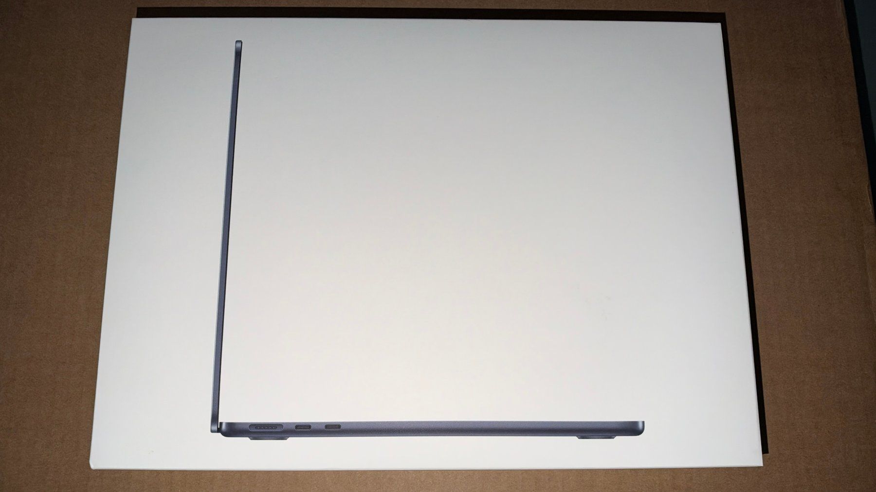 Apple Portables: Apple MacBook Air 2TB – Neuf (Voir description) à Zürich par Verkaufen-Schweiz