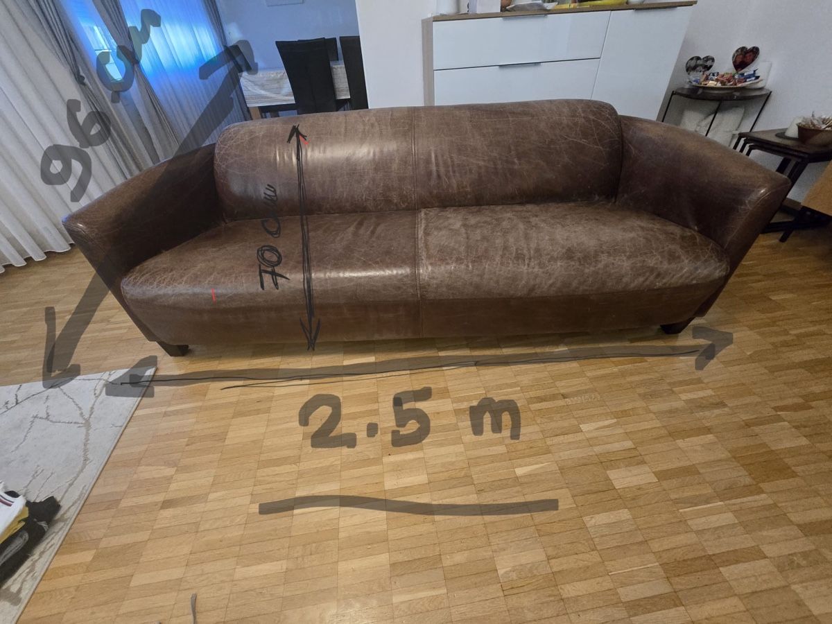 Livique Divani: Ledersofa braun 2.5m Gebrauchter Zustand – Nuovo (secondo la descrizione) da Basel venduto da ref_8ygg