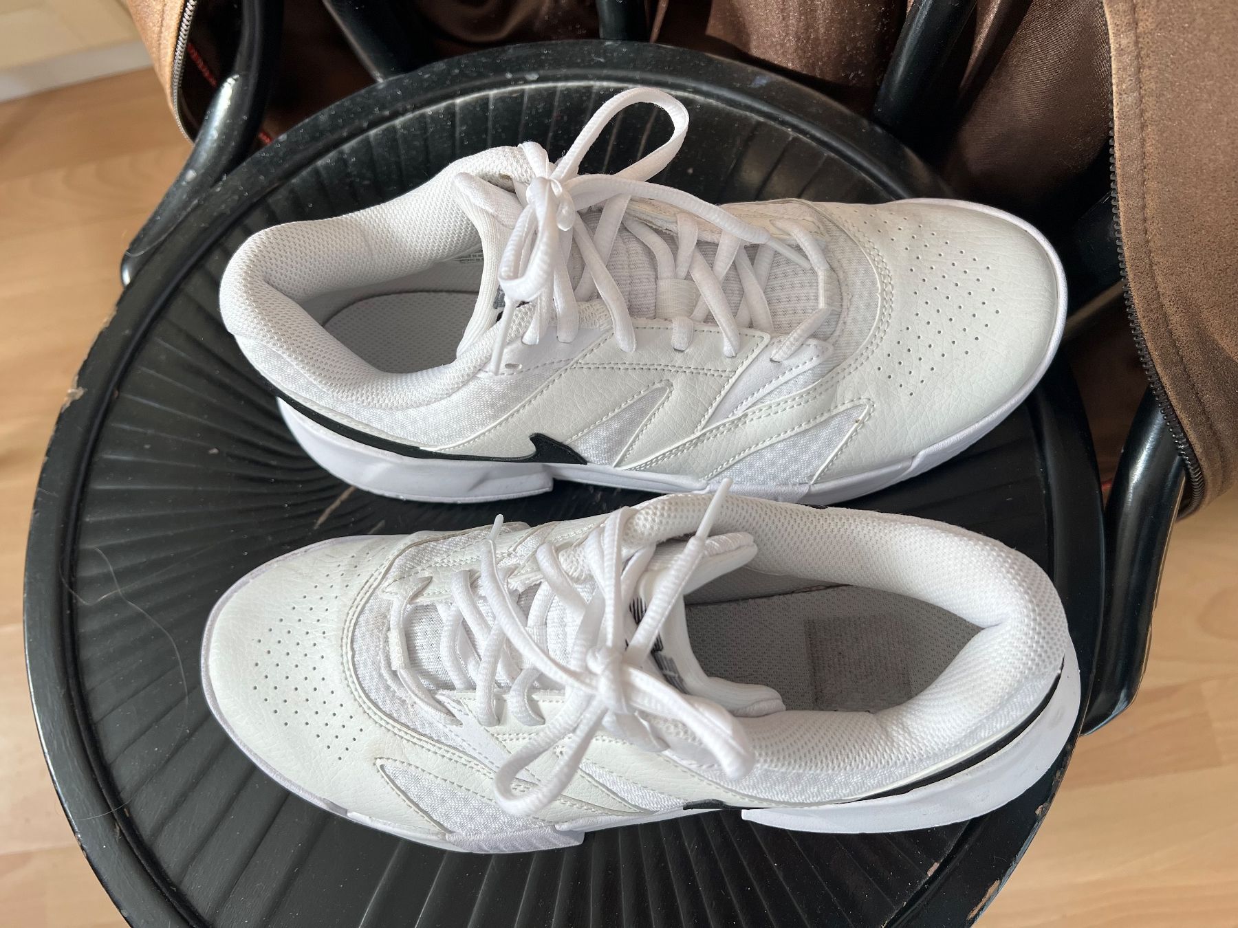 Nike Scarpe da uomo: Nike Sneaker. Grösse 40 – Usato da Zürich venduto da Girasole232 1