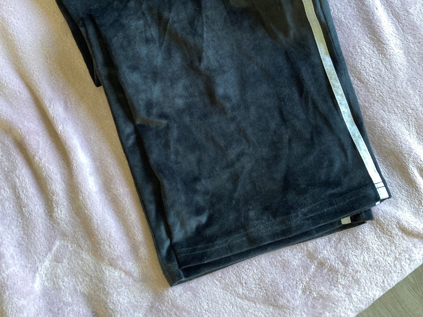 Pantaloni: Freizeithose XL (eher 2XL) NEU Chiccorée – Nuovo (secondo la descrizione) da Dagmersellen venduto da RamonaJohann 2