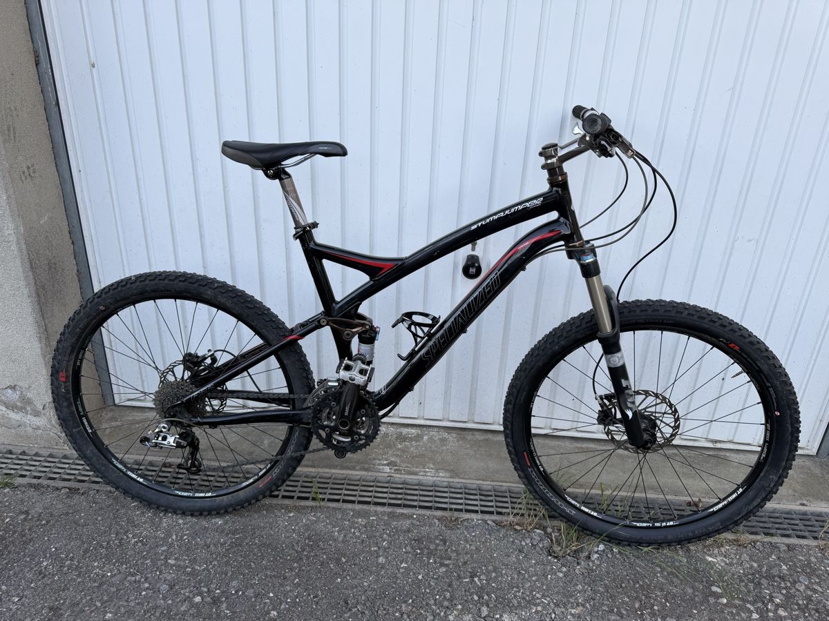 Specialized Biciclette: VTT specialized – Usato da Rossens FR venduto da ced_9pt8 1