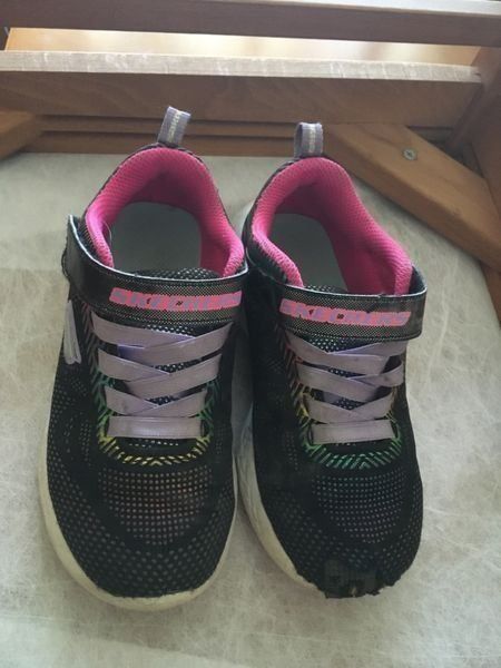 Skechers Scarpe per ragazze: Mädchen Skechers Sneaker 29 – Usato da Bergdietikon venduto da antovale
