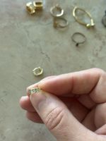 Ohrringe goldfarben mit Zirkonia 2 Stück guter Zustand