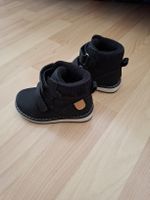 chaussure montante t21 neuve 