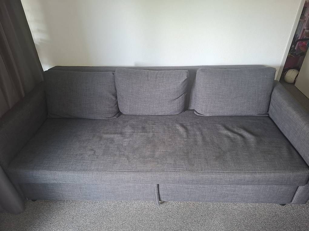 Sofas: Bett Sofa  – Gebraucht aus Hallwil von giu_5sbb
