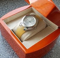 SPORTLICHE UHR