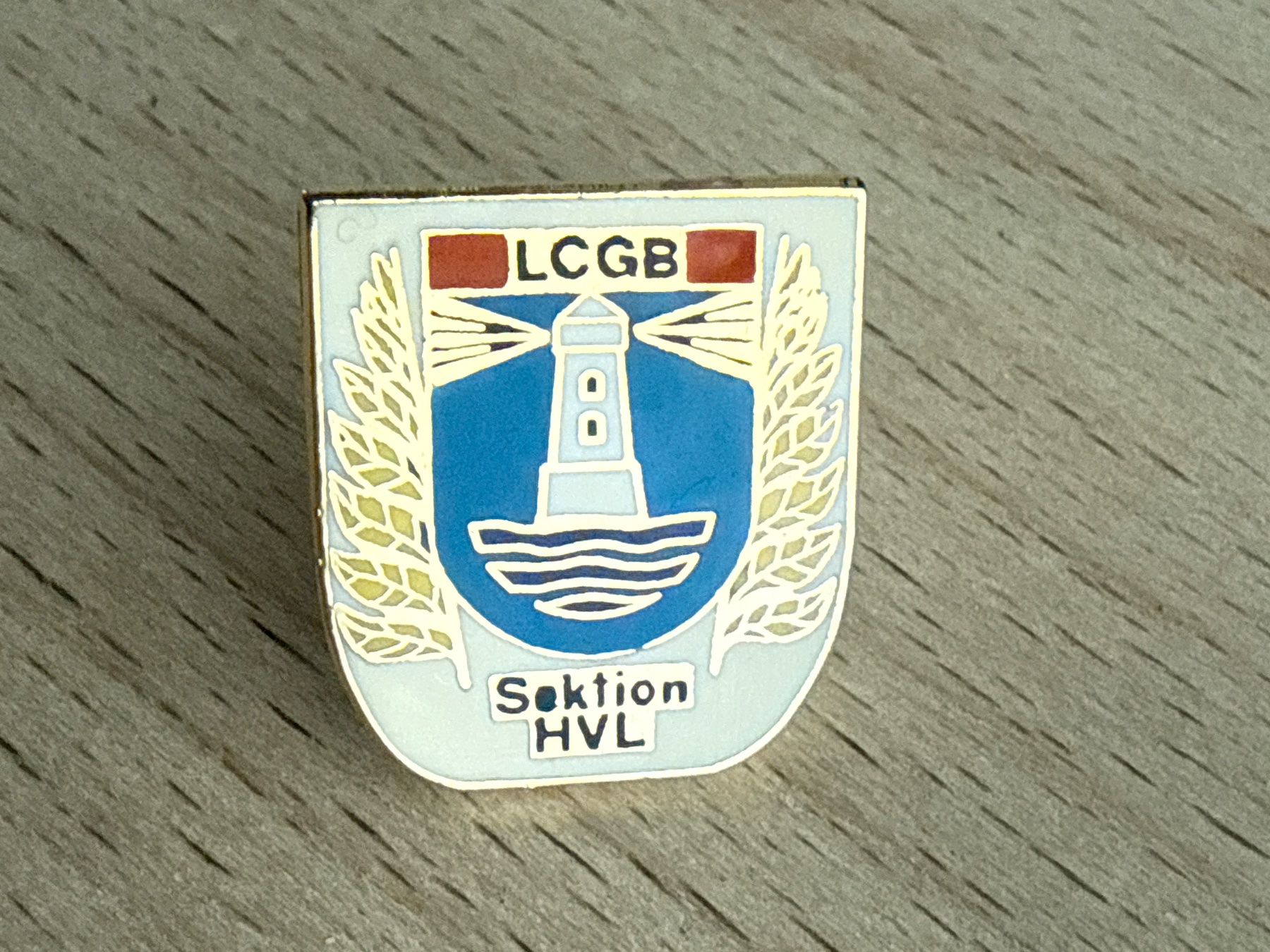 Placchette & Badge: Pin  LCGB Sektion HVL – Usato da Glattbrugg venduto da Schweigmatt