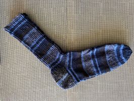Warme, handgestrickte Socken, ca Grösse 41/42
