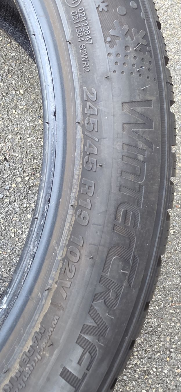 Kumho Pneus & Kompletträder: Winterpneu 245/45/R19 M+S – Gebraucht aus herzogenbuchsee von jamma01 2