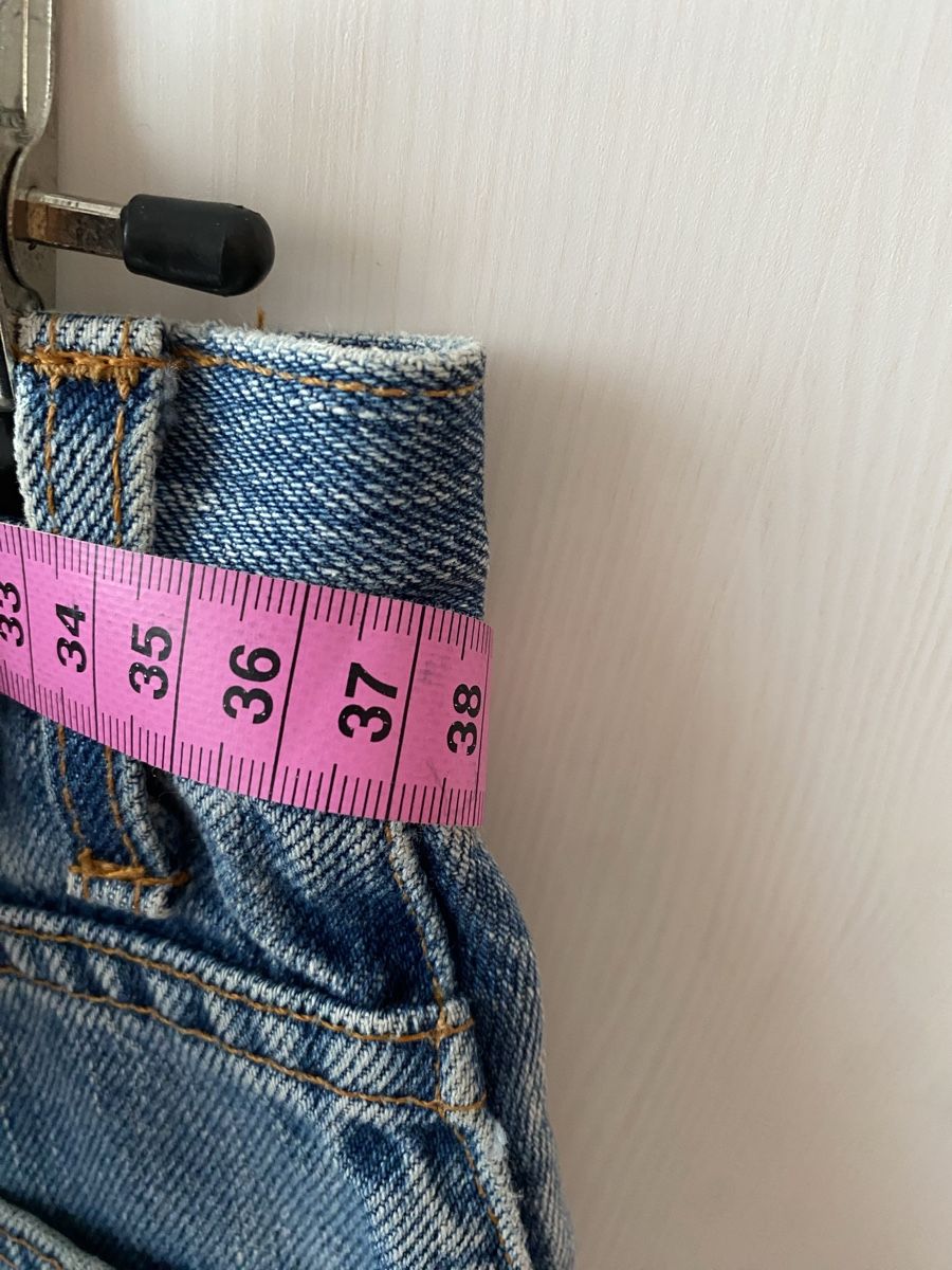 Levi's Pantaloni: LEVIS 15 – Usato da zürich venduto da venezi 3