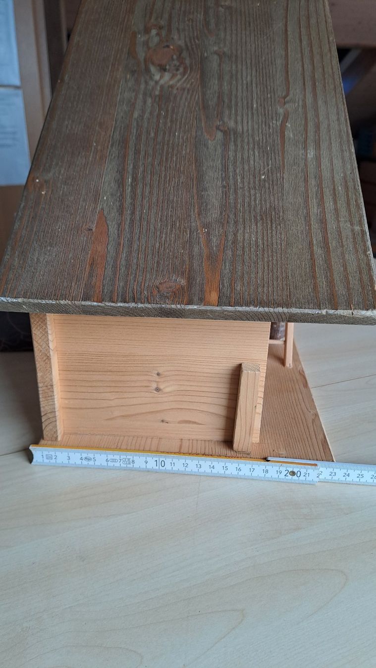 Spielzeuge: Stall aus Holz – Gebraucht aus Rothrist von Luho72 5