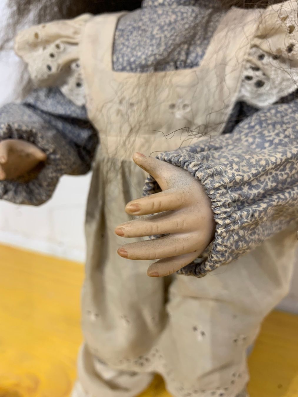 Puppen: Alte Puppe Bäbi Spielzeug, wohl Porzellan oder so – Gebraucht aus Wallisellen von zappenduster 7