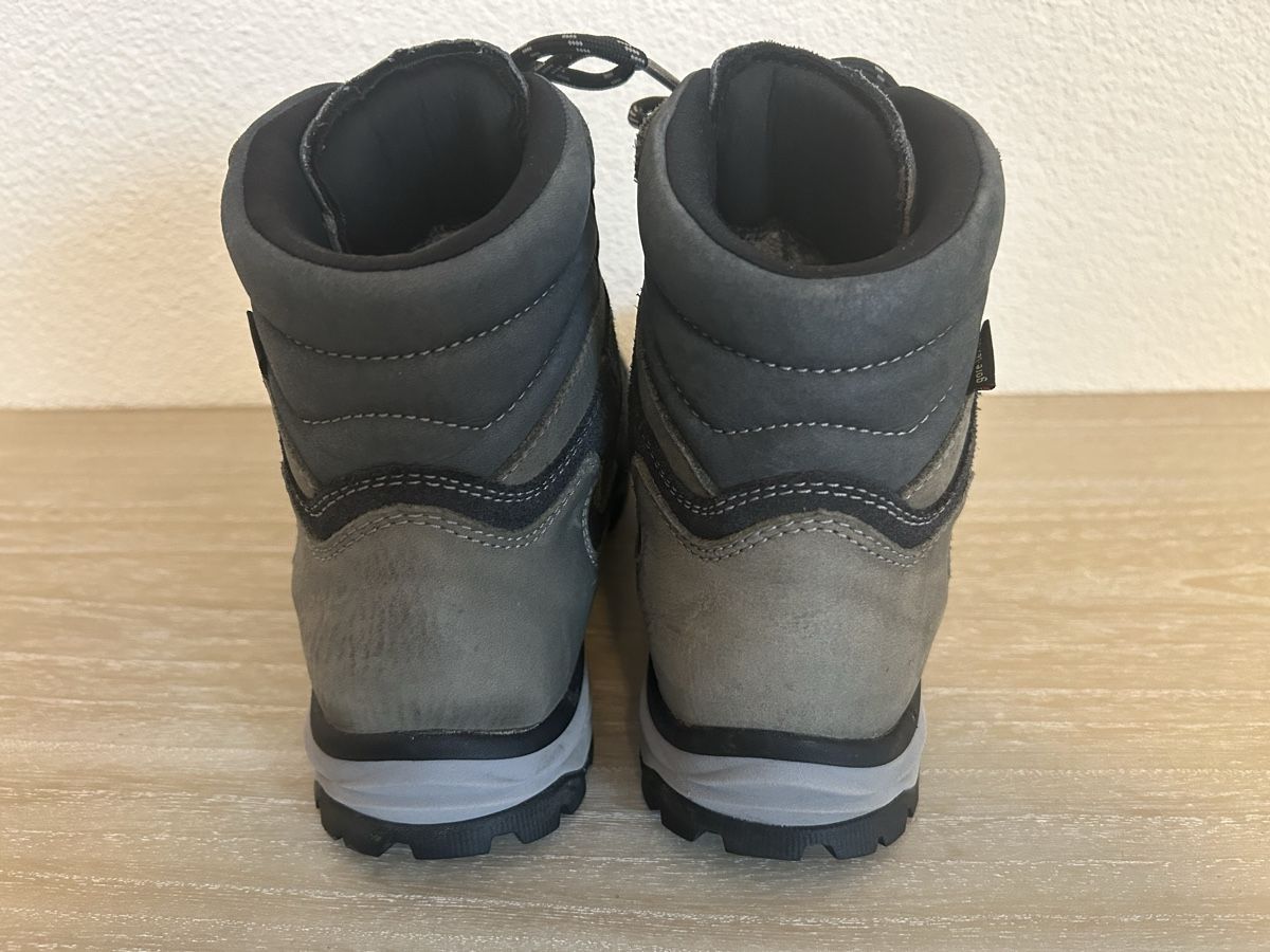 Meindl Scarpe da uomo: Meindl Wanderschuhe Goretex Gr. 39.5 Grau - Top Zustand – Nuovo (secondo la descrizione) da Wolhusen venduto da eve_m6cg 3