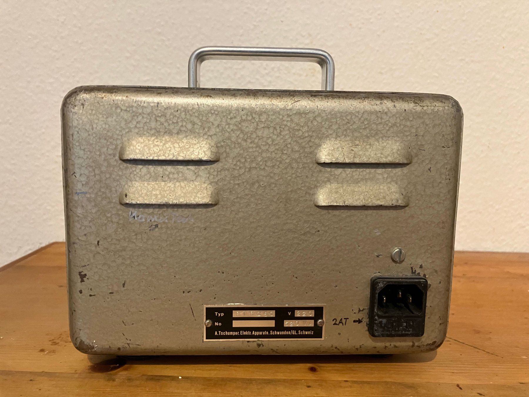 Convertisseurs: Variac 0-240V Vintage – D'occasion à Zürich par MamuTech 1