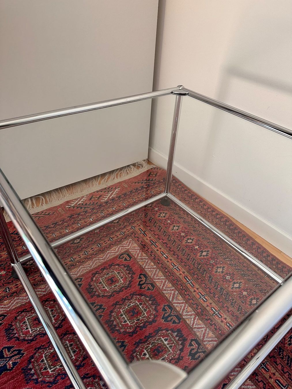 USM Tavoli: USM Glas-Beistelltisch – Usato da Tafers venduto da fredcardo 3