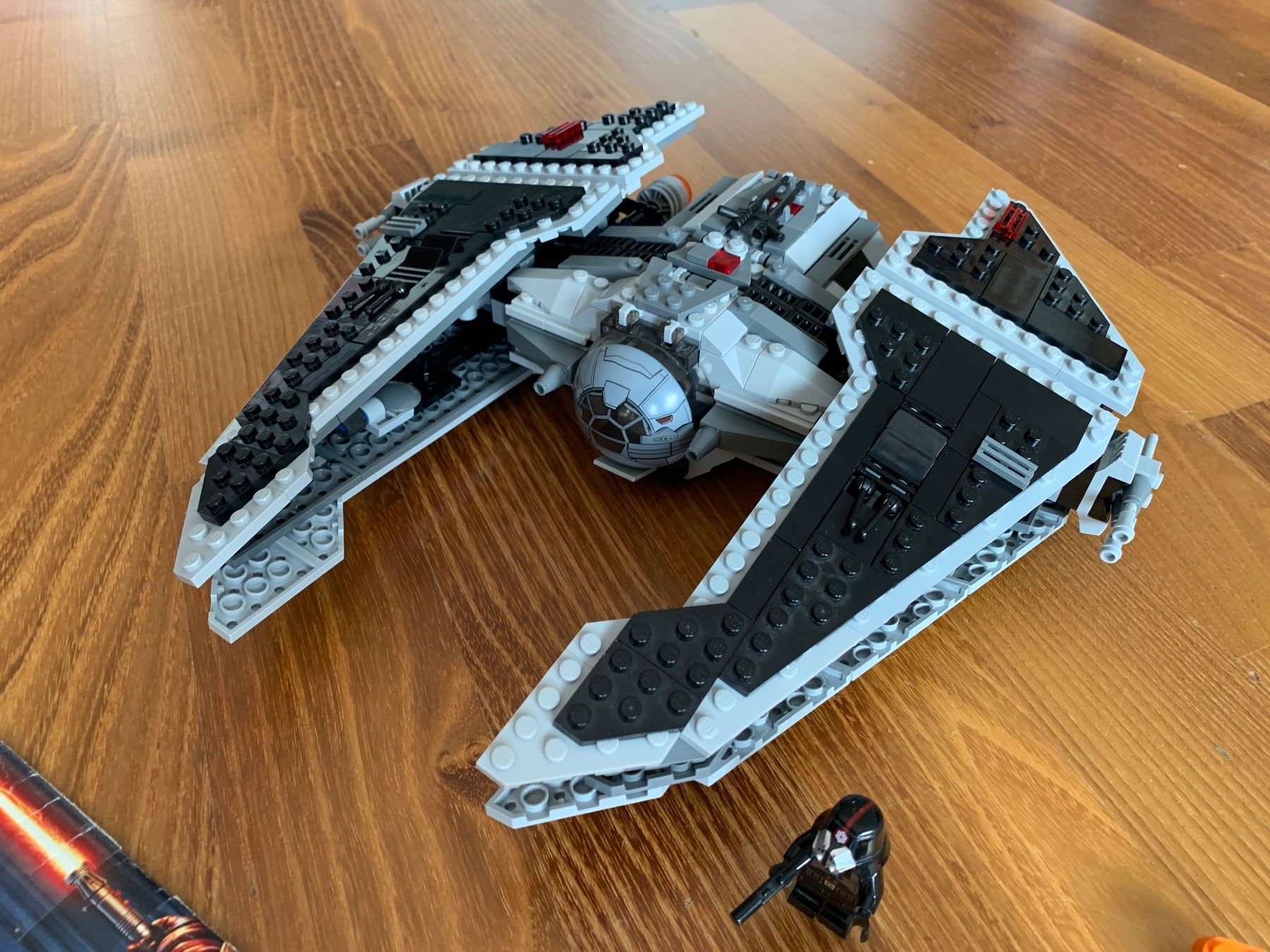 Lego Giocattoli: LEGO Star Wars Nr. 9500 Sith Fury-class Interceptor – Usato da Edlibach venduto da RUW19 1