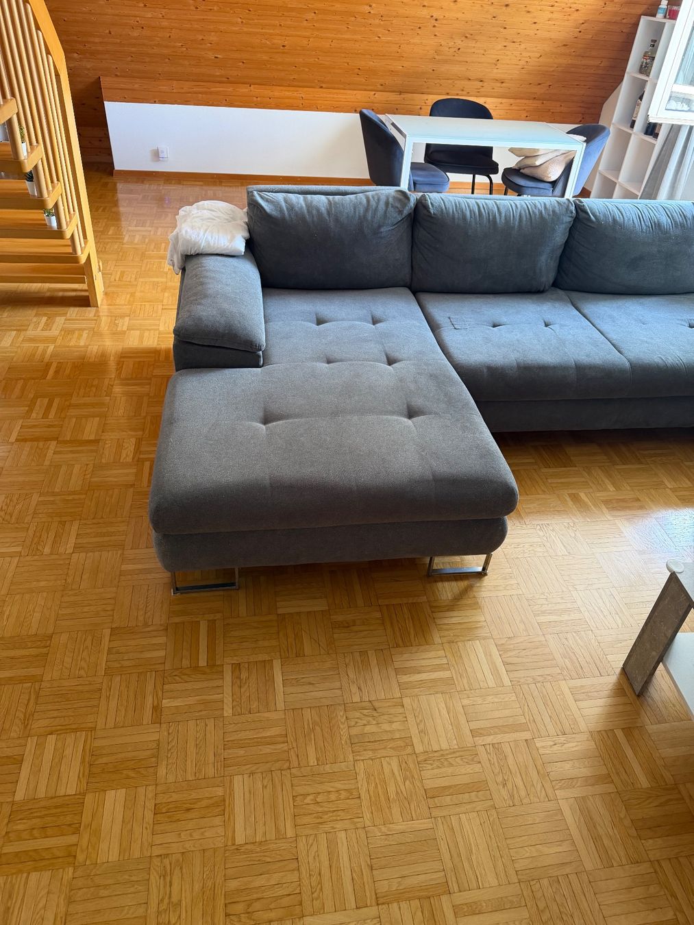 Divani: XXL Wohnlandschaft Sofa grau mit Schlaffunktion & grossem – Usato da Dietikon venduto da Bestcollectible 6