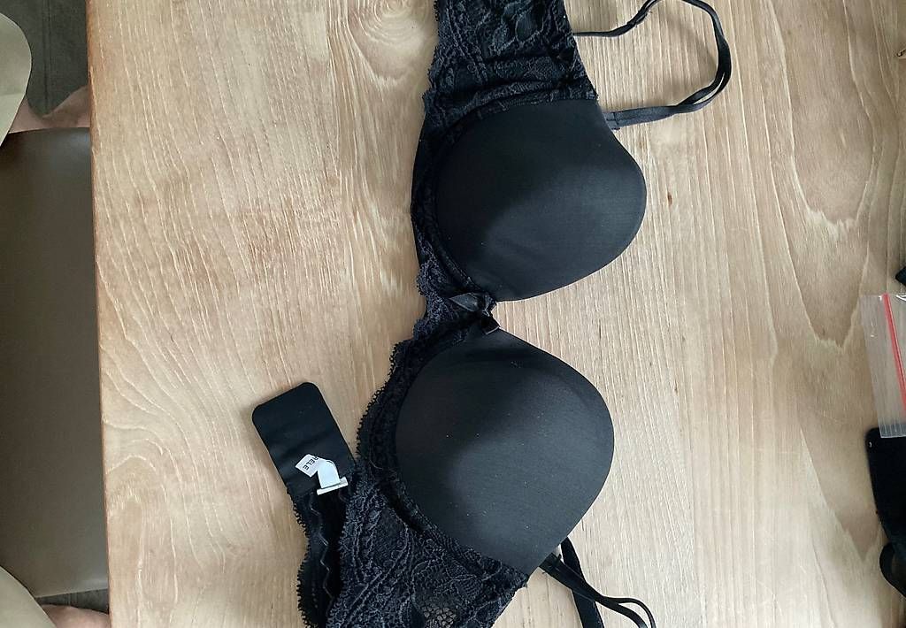 Autres dessous: Damenunterwäsche – D'occasion à Grüt (Gossau ZH) par hecht011