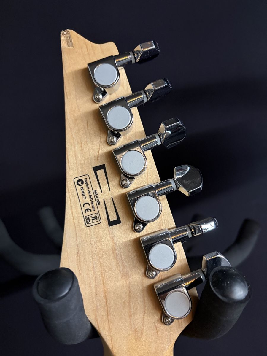 Ibanez Strumenti musicali: Ibanez Gio White – Usato da Riehen venduto da Pnewyork 5