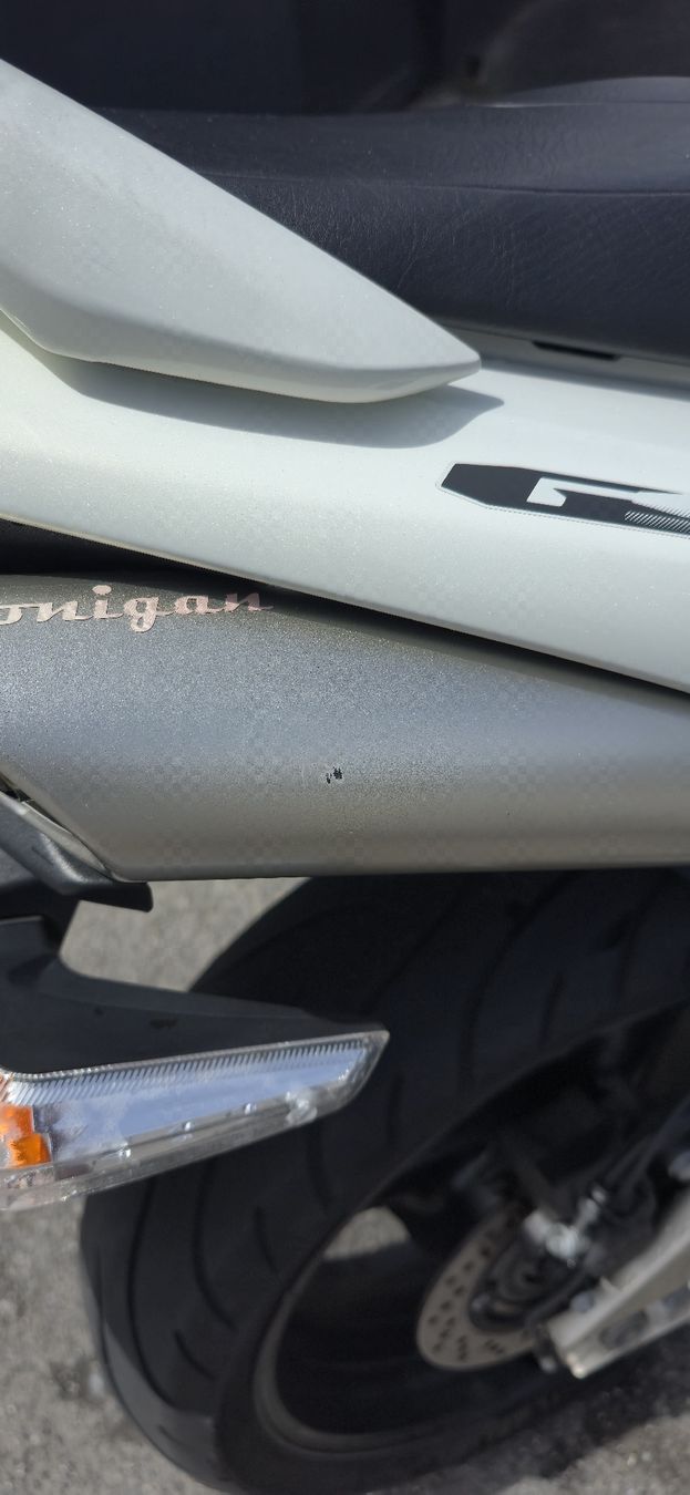 Suzuki Strada: Suzuki GSR 600 2010 – Usato da Chur venduto da zul_9psr 8