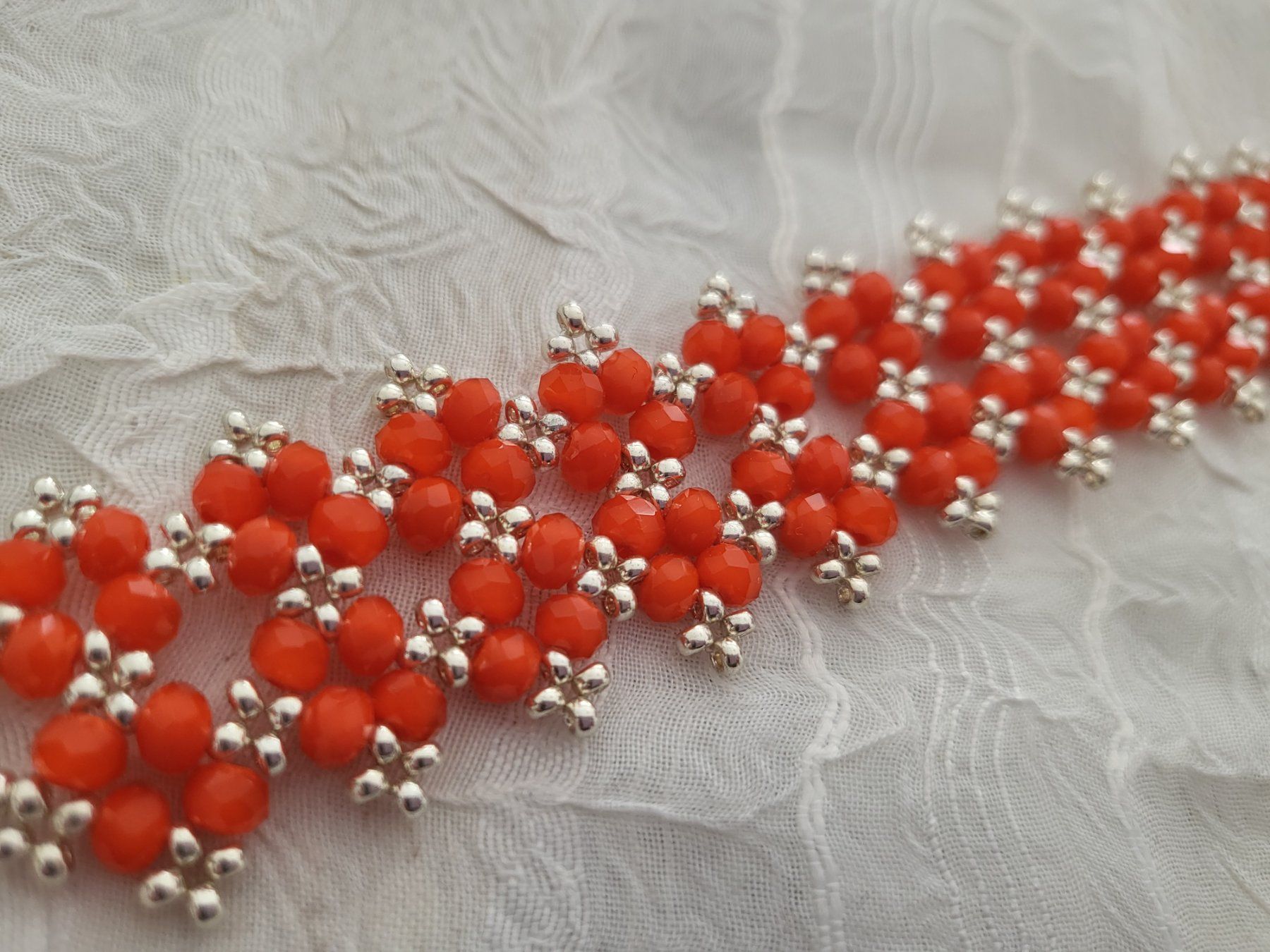 Bracciali & Braccialetti: Handgemachte armkette aus glasperlen dunkelorange – Usato da Dietikon venduto da Eleda 1