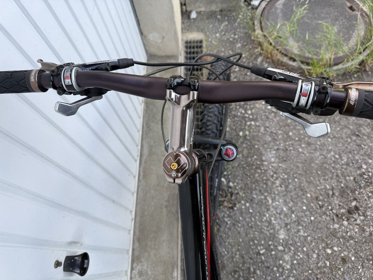 Specialized Biciclette: VTT specialized – Usato da Rossens FR venduto da ced_9pt8 2