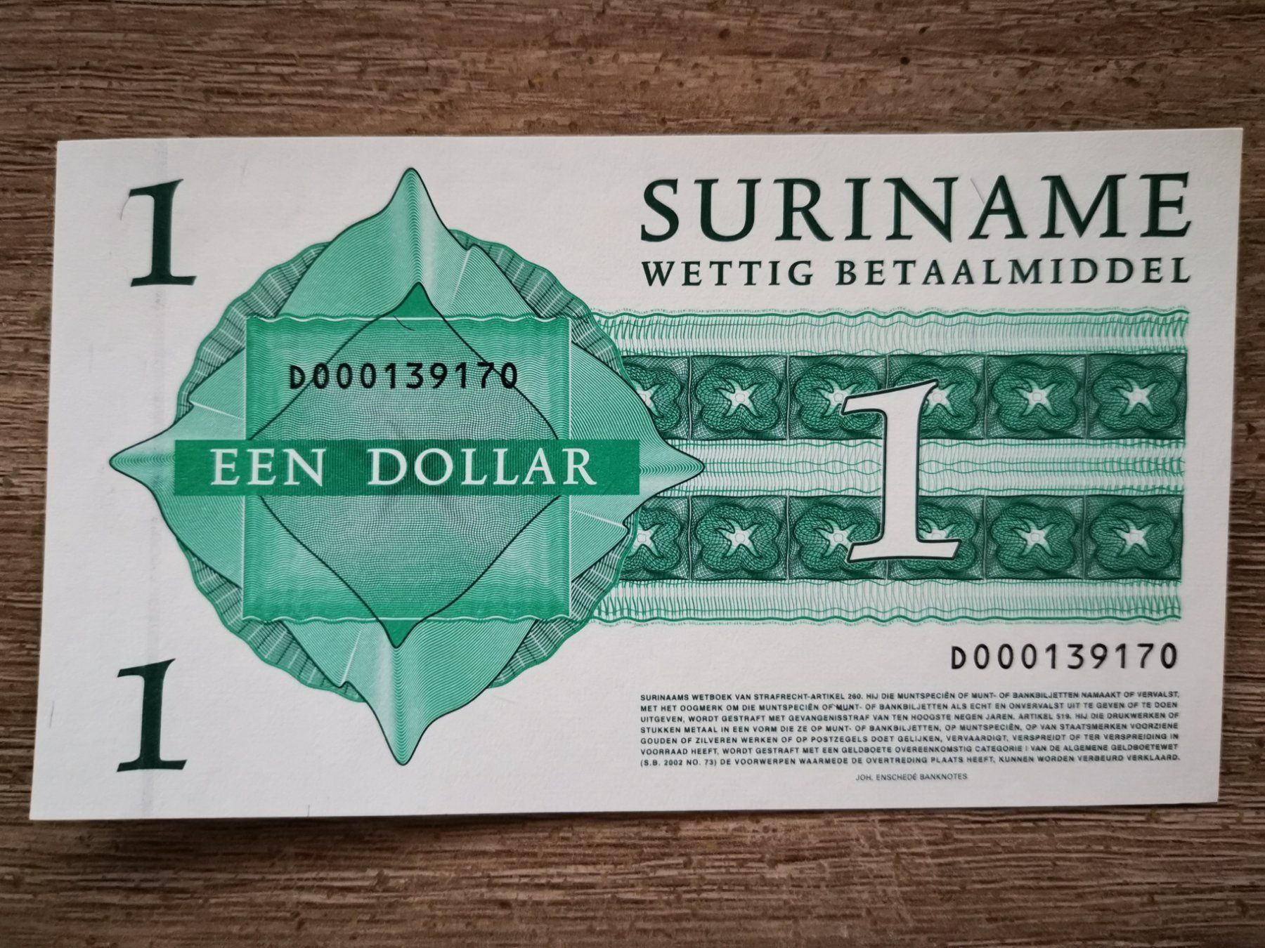 Banconote: Suriname 1 dólar 2004 UNC – Nuovo (secondo la descrizione) da Cousset venduto da Patricio77
