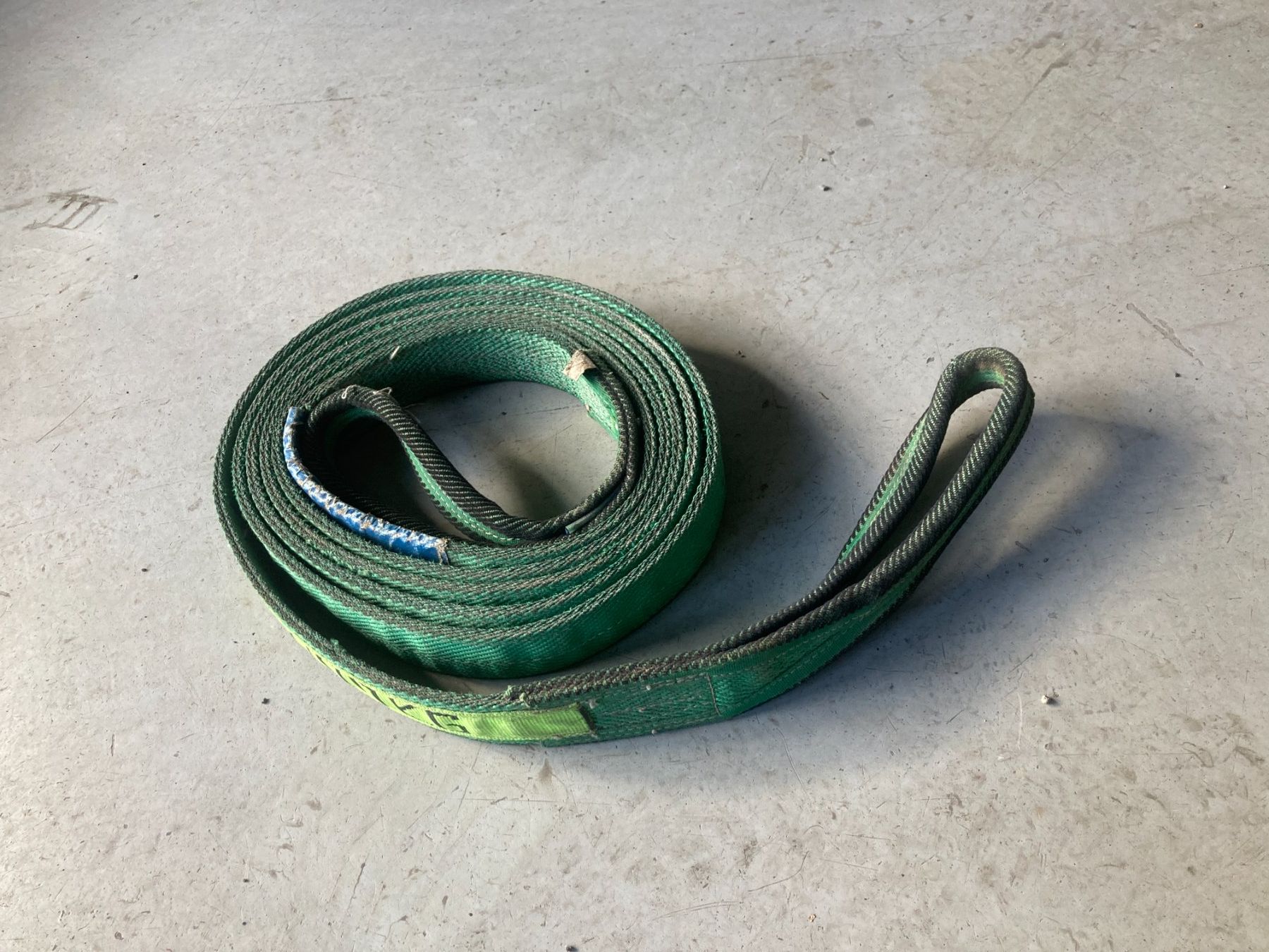 Tutti gli attrezzi: Spanngurt / Hebegurt 2000KG Spanset – Usato da Cham venduto da WB2223