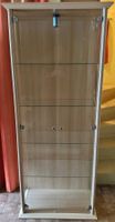 Vitrine aus Glas und Holz
