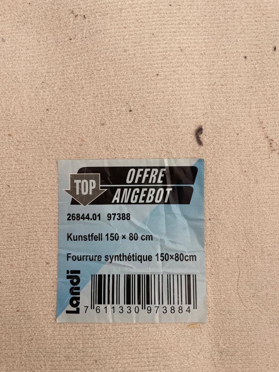 Tappeti: Kunstfell gross – Usato da Egolzwil venduto da Lowni 1
