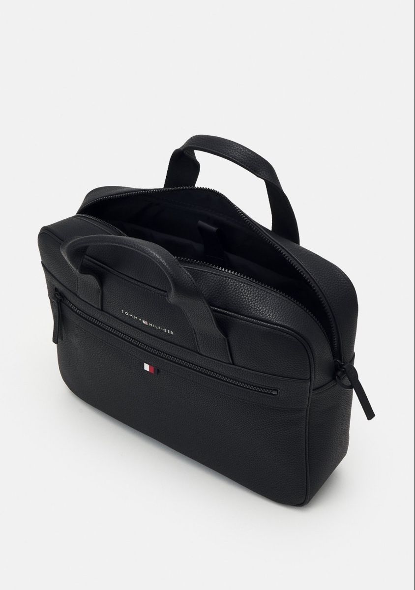Tommy Hilfiger Sacs: Mallette ordinateur Tommy Hilfiger Essential noire  – D'occasion à Cortaillod par Alpira3D 1
