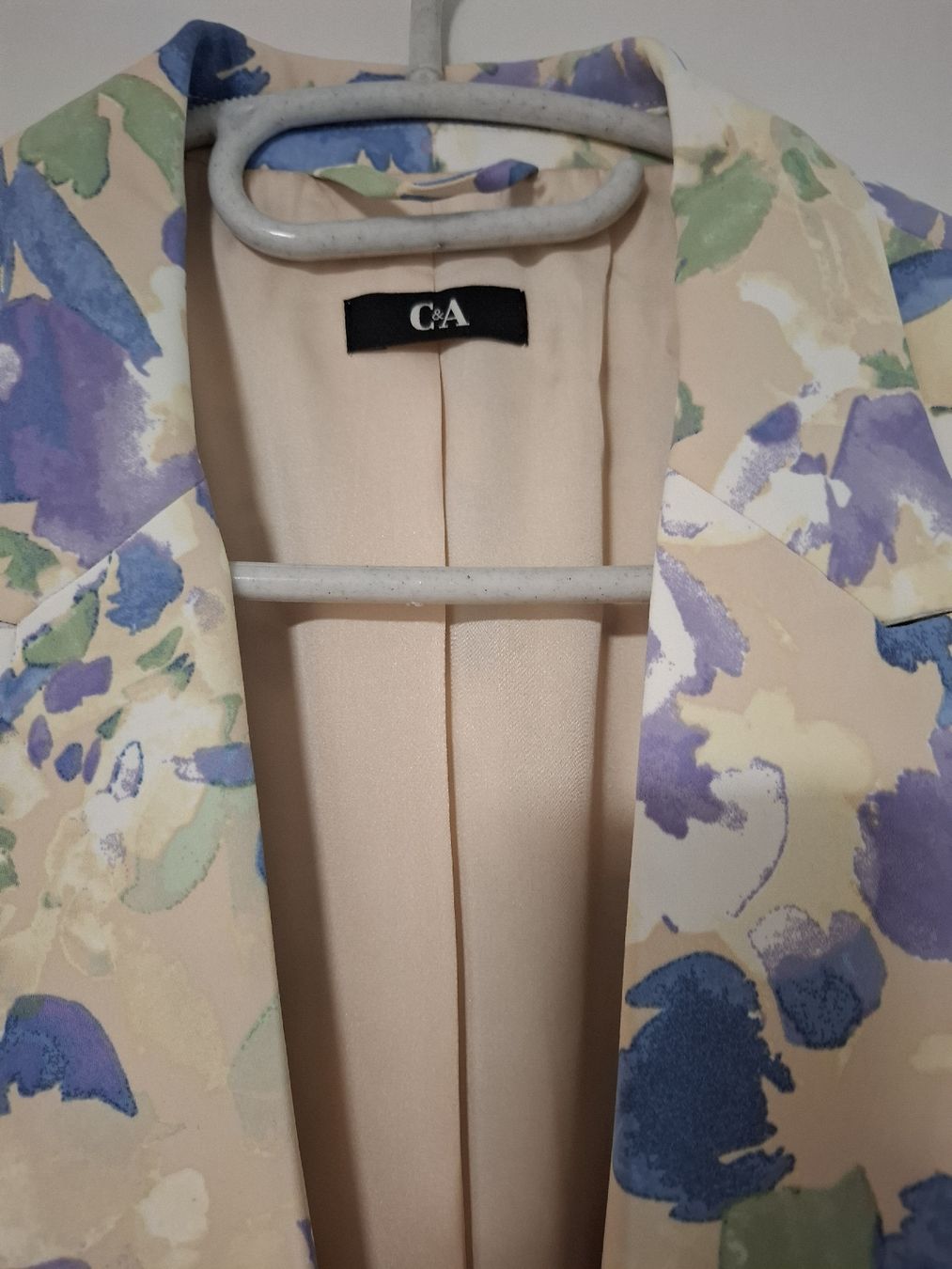 C&A Vestes: ○ Schöner Blazer von C&A – Neuf (Voir description) à Netstal par Queen37 2