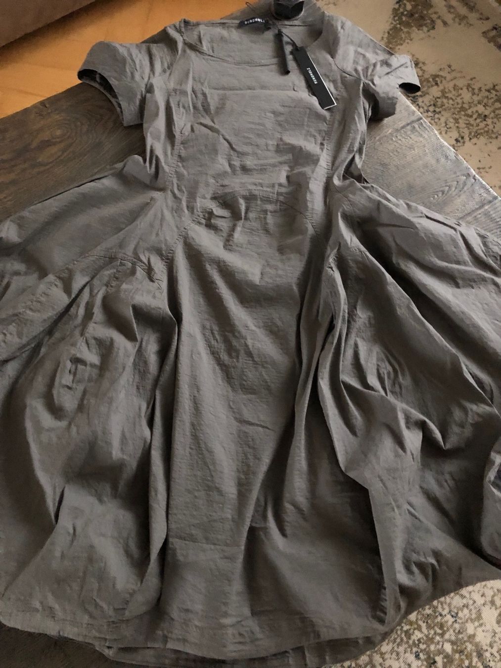 Rundholz Vestiti: Rundholz Kleid, Ash, M – Nuovo e nell'imballaggio originale da Erlenbach ZH venduto da verbena_mint 1