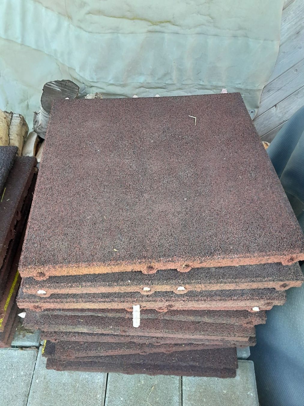 Tapis de sol: Occ. Fallschutzmatten / Gummimatten – D'occasion à Alchenstorf par Samro1