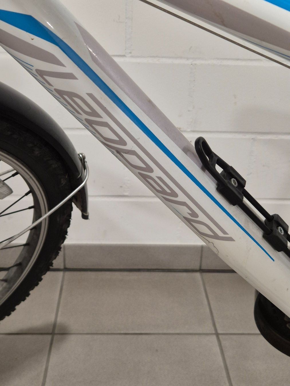 Leopard Biciclette: Kinderfahrrad Leopard 24 Zoll – Usato da Fraubrunnen venduto da schlafenKuh 5