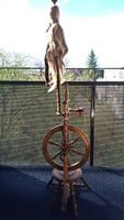 Antikes Spinnrad aus Holz  dekorativ / Haushaltsauflösung