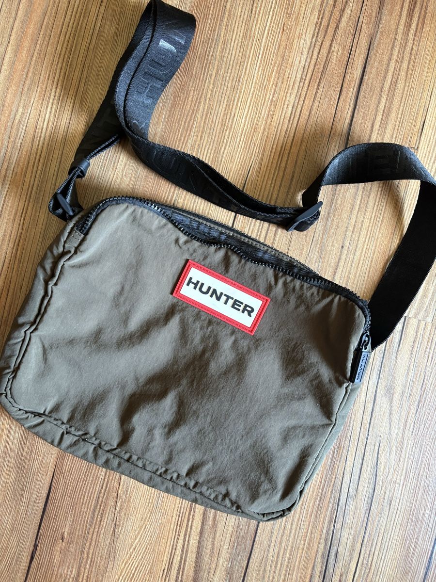 Hunter Borse: Tasche Hunter – Nuovo (secondo la descrizione) da Grindelwald venduto da Kikaa99