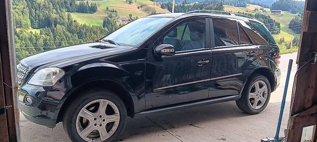 Mercedes-Benz Autos: Mercedes ml 320cdi – Gebraucht aus Hergiswil LU von ErwinReber 4