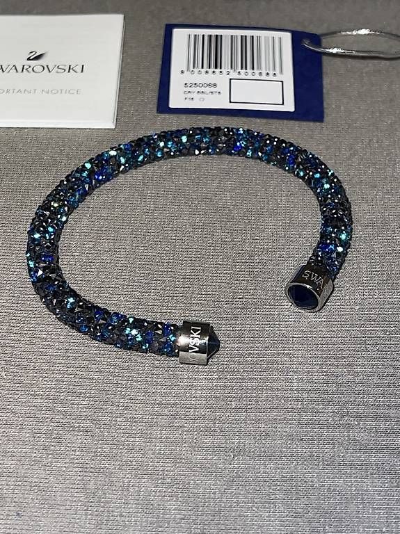 Armbänder & -reifen: Swarovski Armband Crystaldust – Gebraucht aus Wetzikon TG von annisegenreich 1