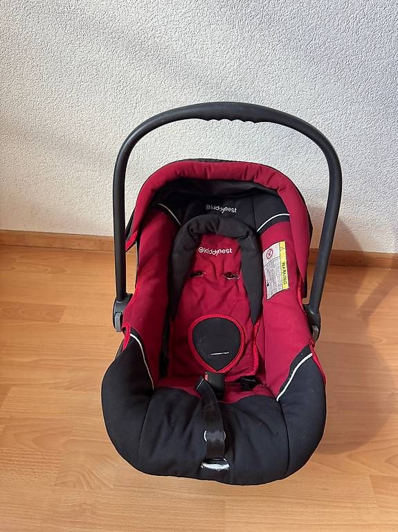 Seggiolini per auto: Babyschale-Autositz – Usato da Bern venduto da anolba 1