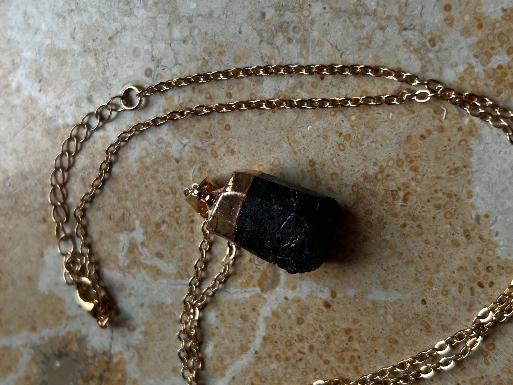 Ciondoli: Anhänger Black Stone goldenprotection – Usato da Dittingen venduto da Bijoubelle 3