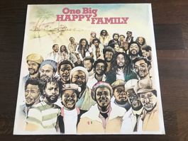 One Big Happy Family - MARLEY, BURNING SPEAR, ZAP POW, u.a.