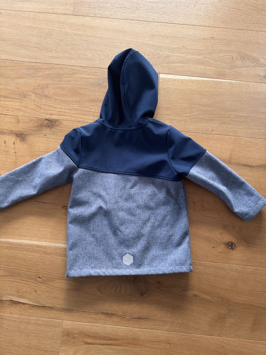 Jacken & Mäntel: Schöne Softshelljacke Grösse 110, super Zustand – Gebraucht aus Oltingen von Funnyface 2