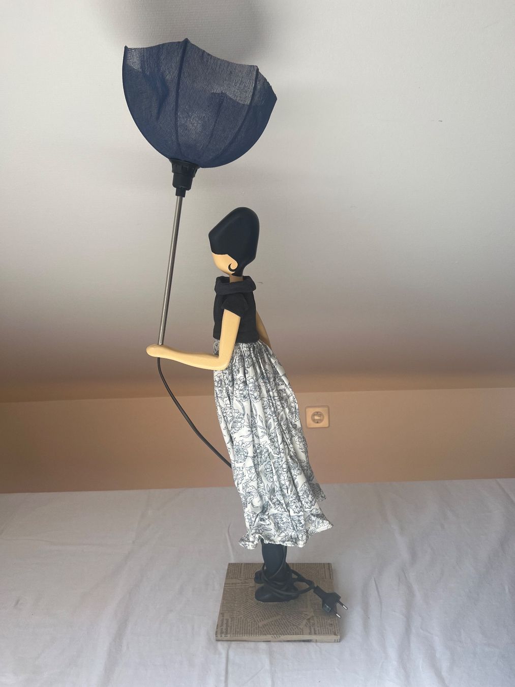 Lampade: Handgefertigte Skitso Designlampen – Usato da Neukirch / Egnach venduto da Taucher68 2