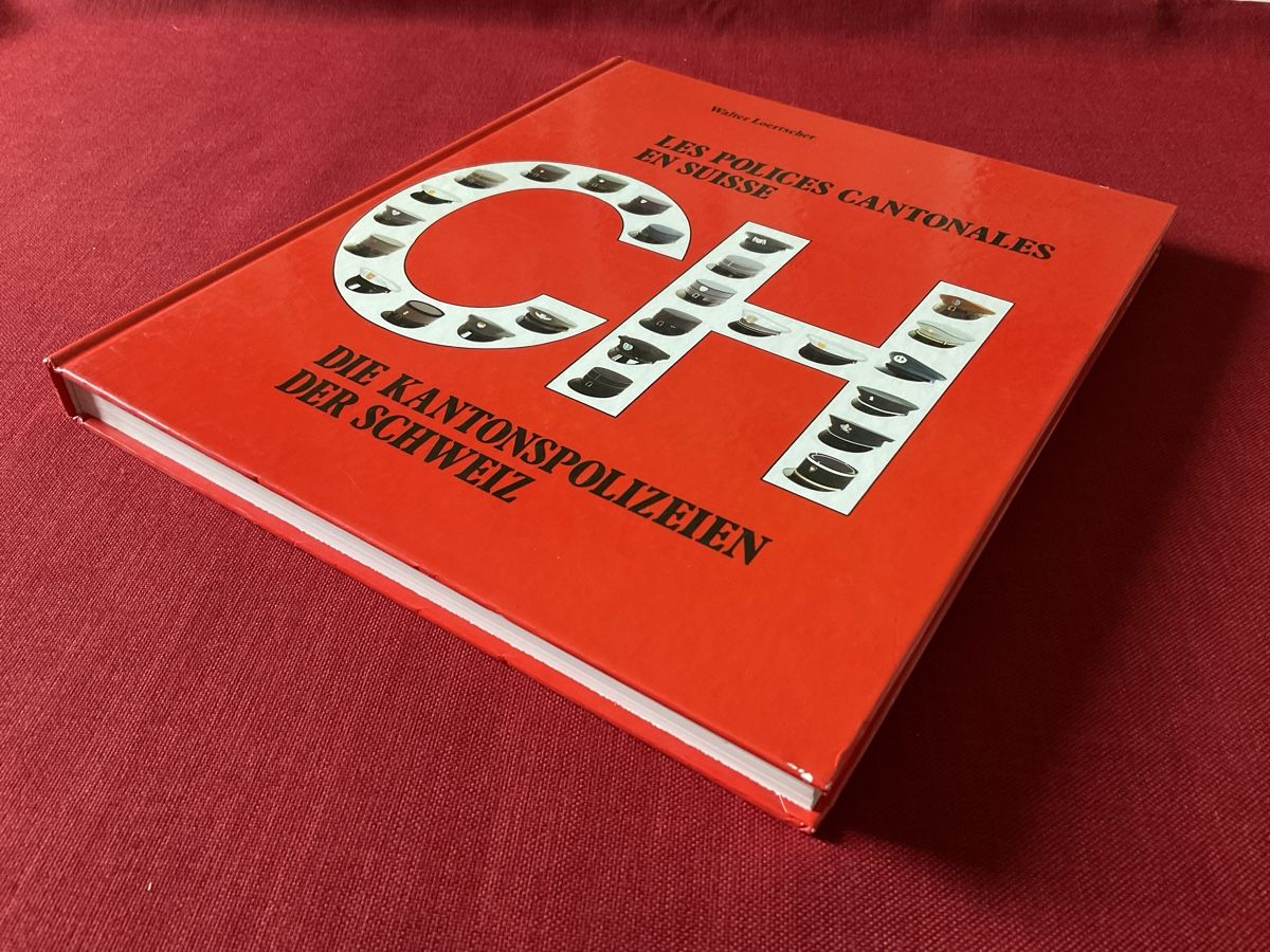 Libri: Buch Kantonale Polizei Schweizer-Geschichte und Uniformen CH – Usato da Lugano venduto da Persepolis 9