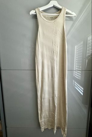 Robe tube côtelée Cos
