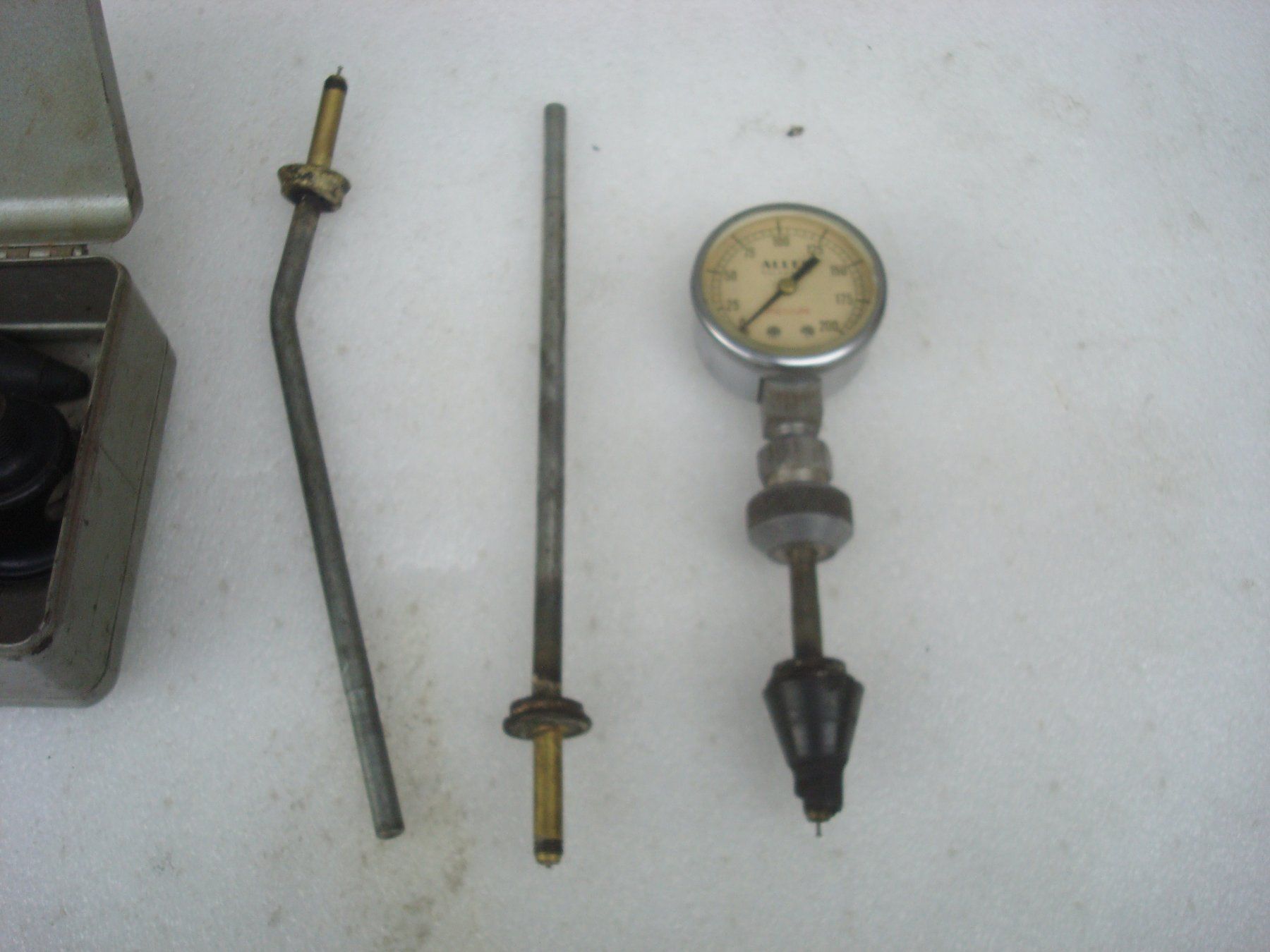 Misurare: Benzin Kompressionsprüfer Motometer Manometer Kompression – Usato da Brunnadern venduto da p..... 2