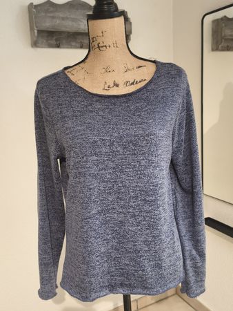 Damen Pullover dunkelblau meliert Grösse M guter Zustand