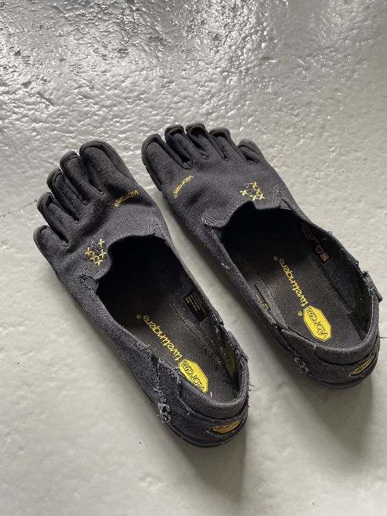 Fivefingers Barfuss Zehenschuh (Gebraucht) in Rumlikon für CHF 40 – mit ...